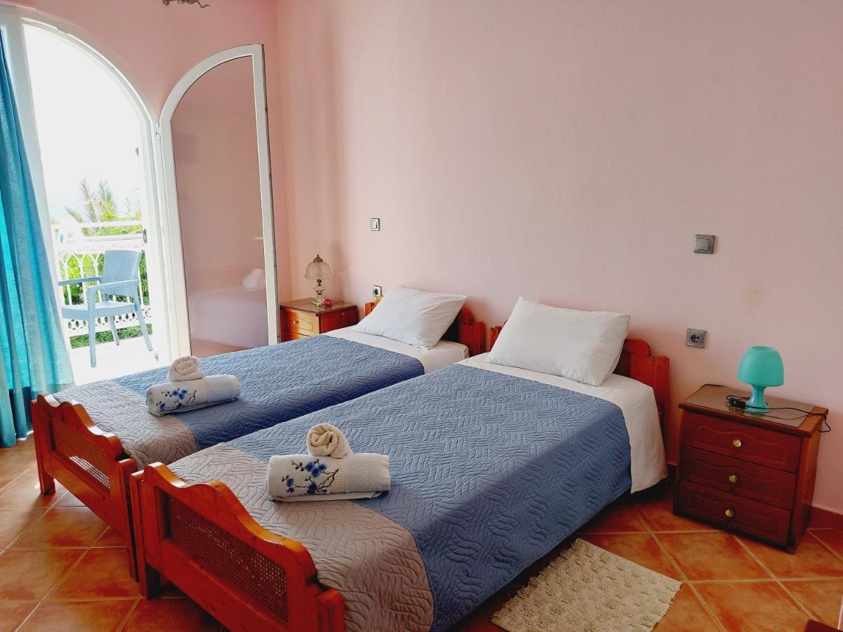 Leta Apartments Agios Georgios  Dış mekan fotoğraf
