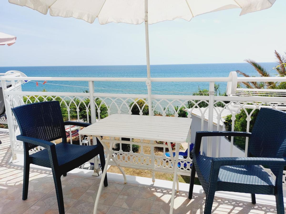 Leta Apartments Agios Georgios  Dış mekan fotoğraf