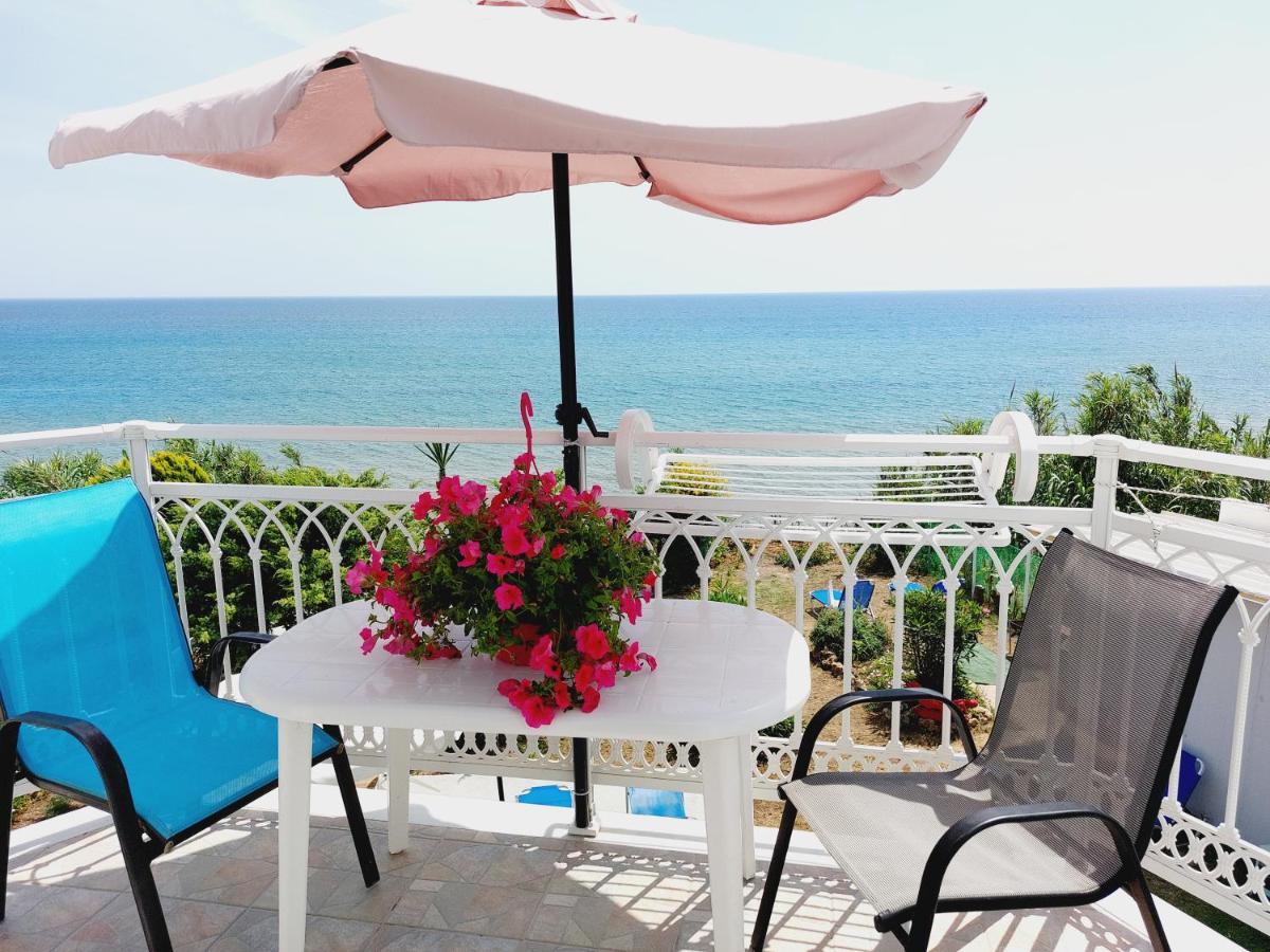 Leta Apartments Agios Georgios  Dış mekan fotoğraf